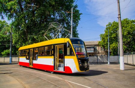 Tramvay Bakıya qayıdır...