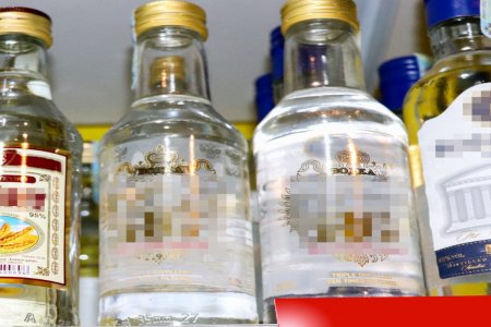 Alkoqollu içkilərdən yalnız arağın